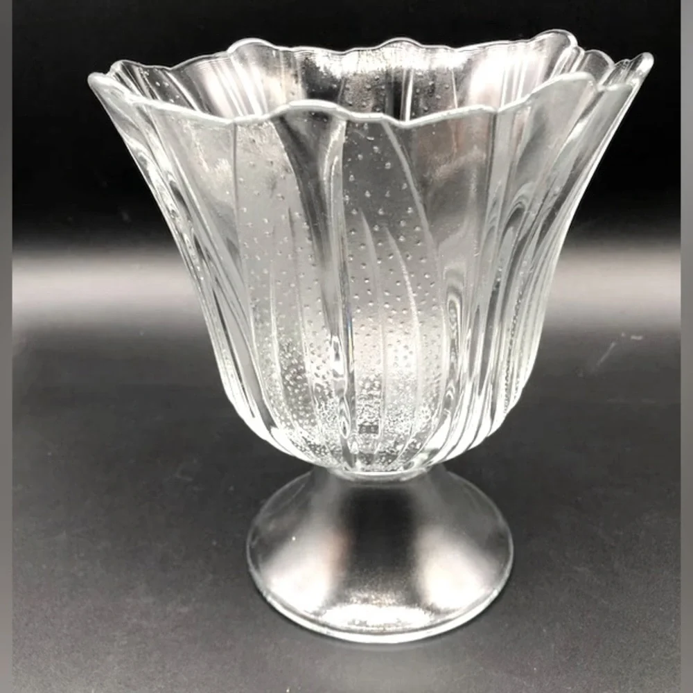 RARE FIND ~ VINTAGE 50’s Eduardian Footed Clear Glass Vase with tiny dotes.